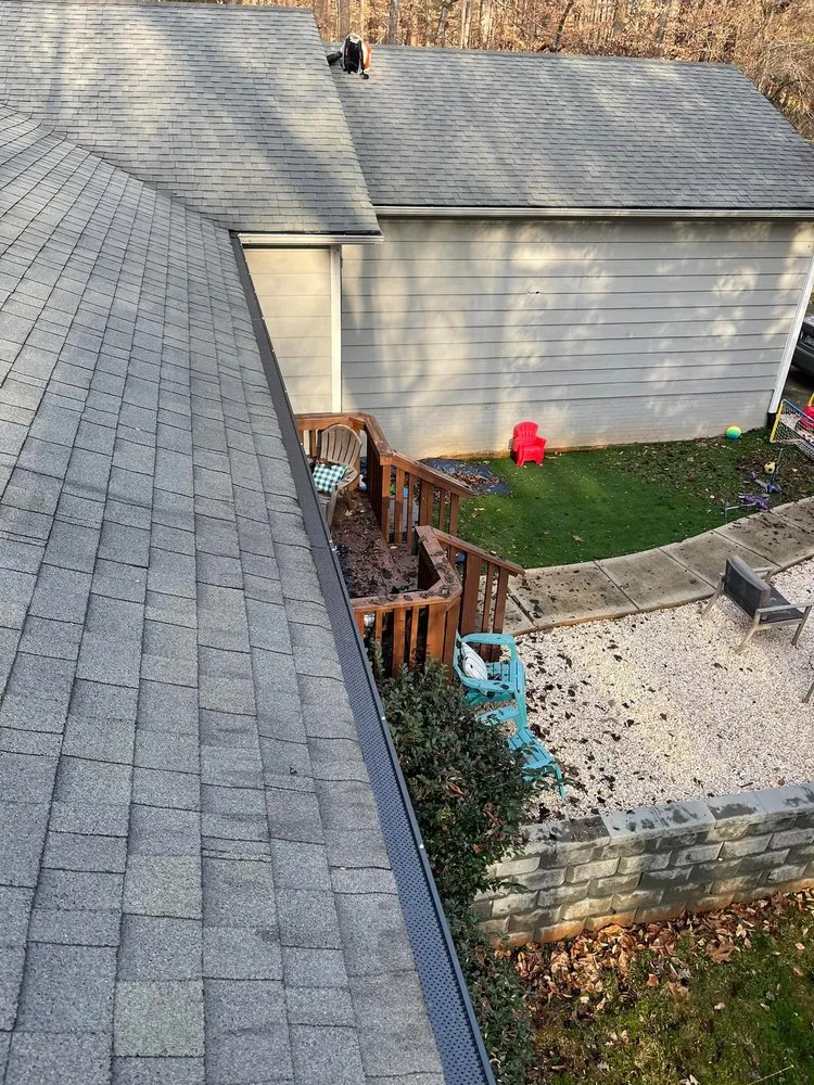 Slide of Seamless Rain Runners