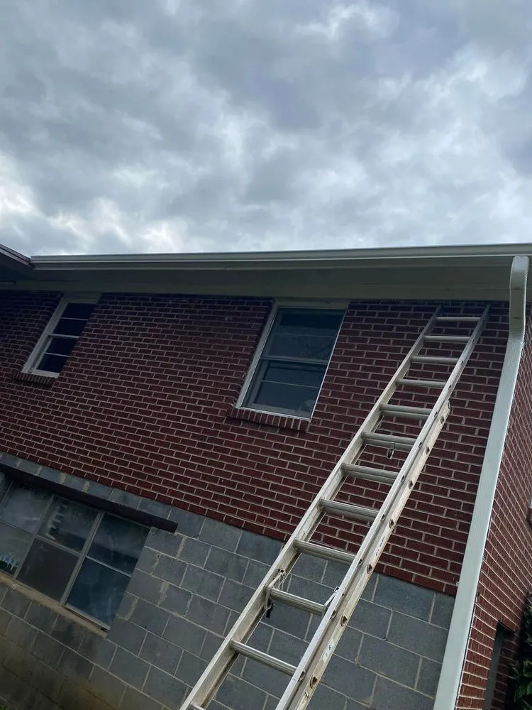 Slide of Seamless Rain Runners