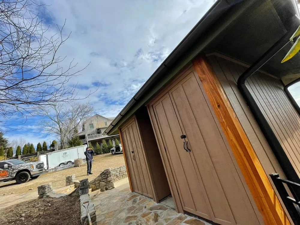 Slide of Seamless Rain Runners