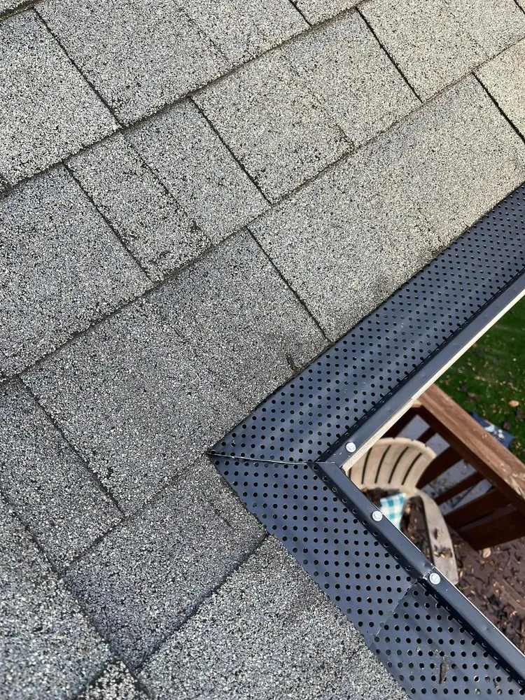 Slide of Seamless Rain Runners