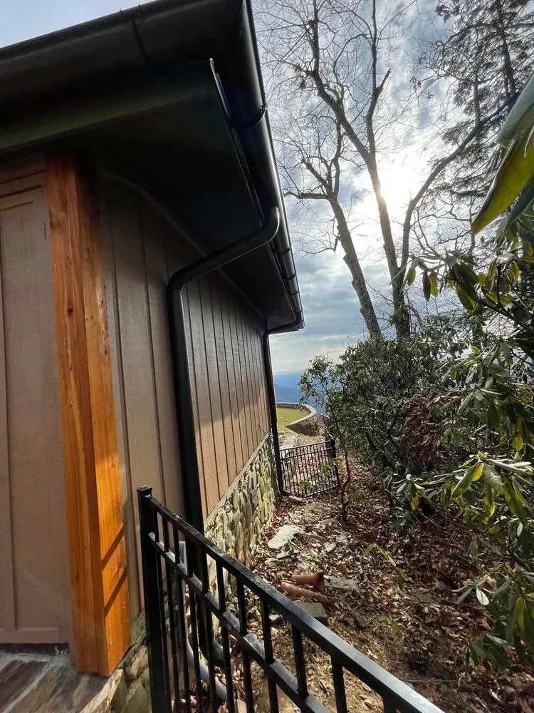 Slide of Seamless Rain Runners