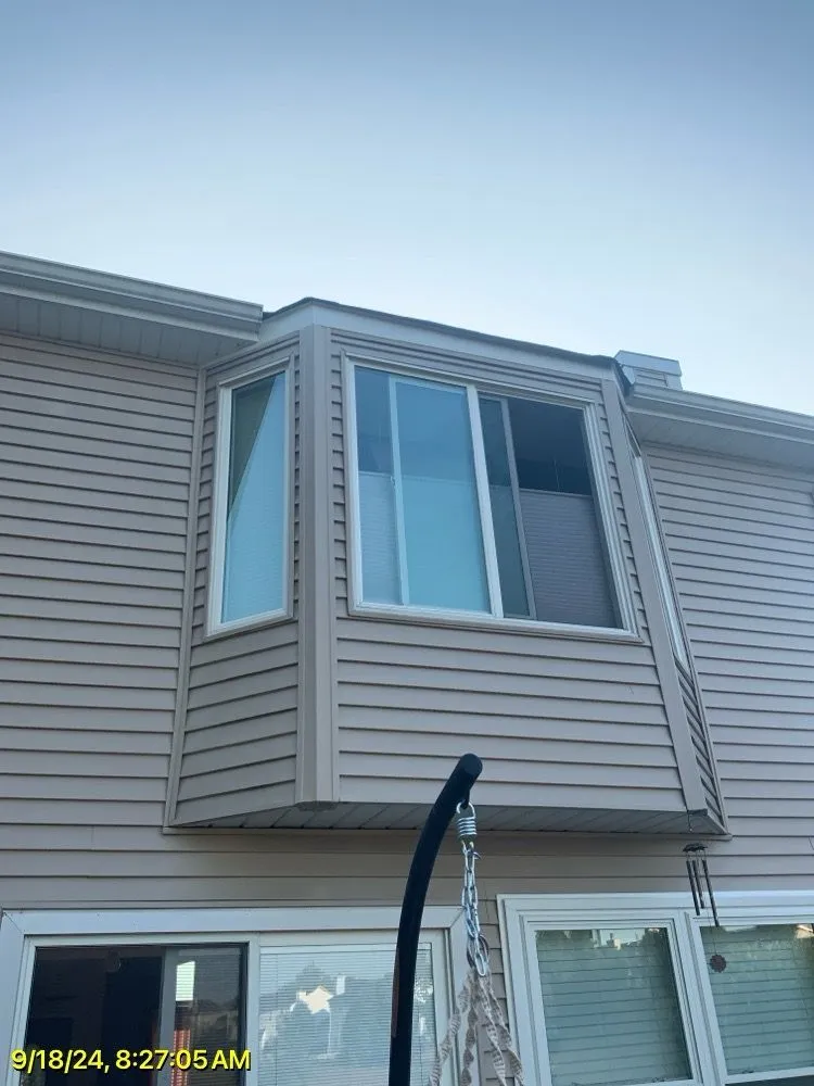 Slide of Seamless Solution 1