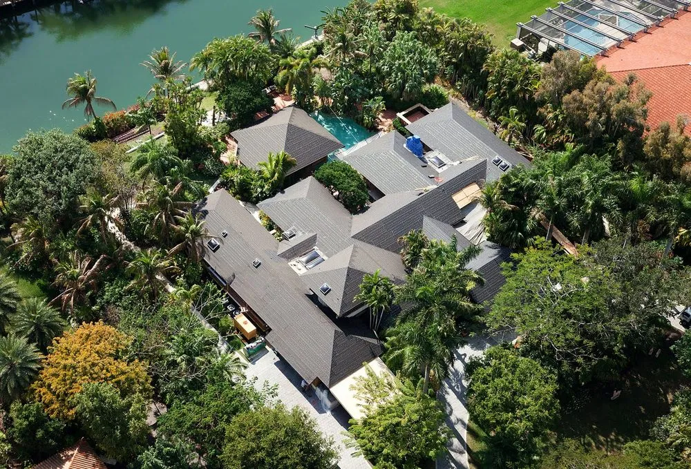 Slide of Sean Lilly Al Springer Roofing