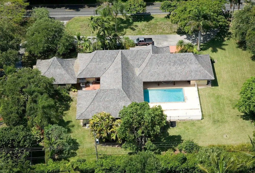 Slide of Sean Lilly Al Springer Roofing