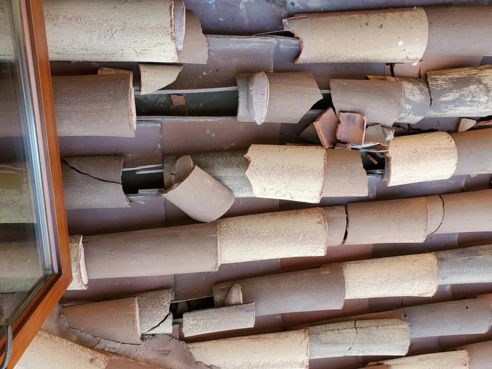Slide of Seaside Roofing