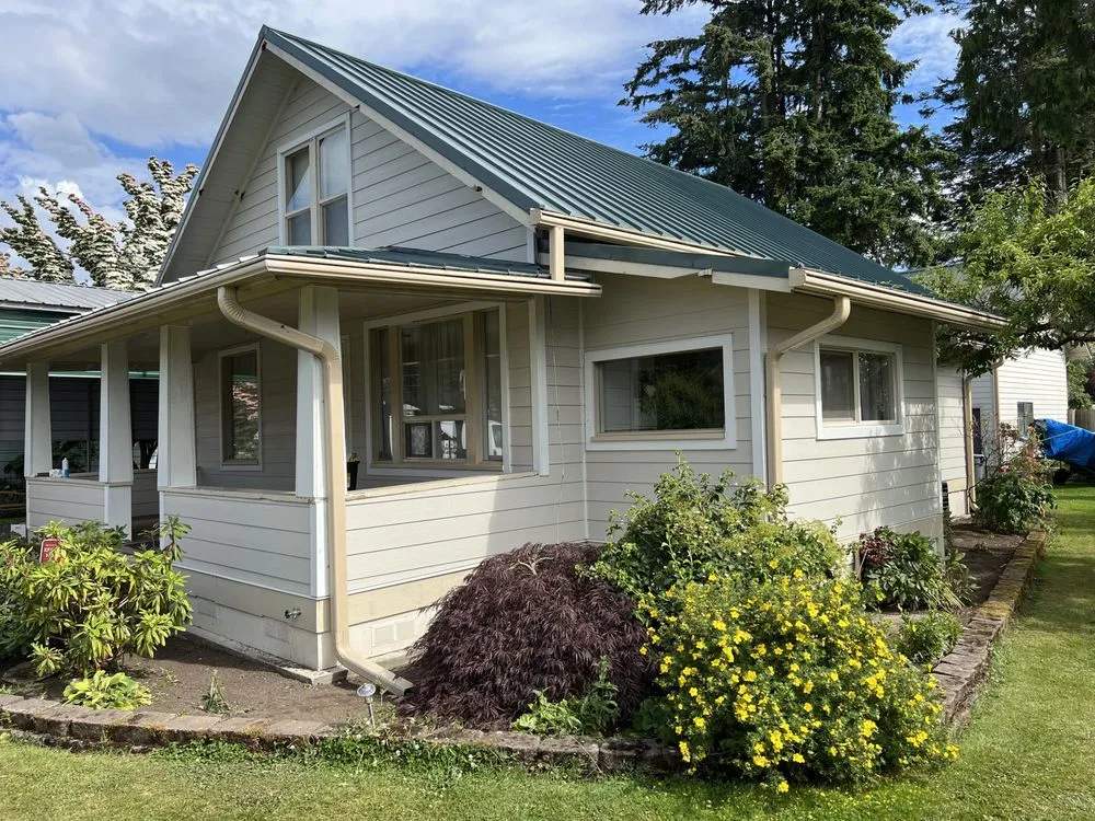 Slide of Seattle king roofing and siding