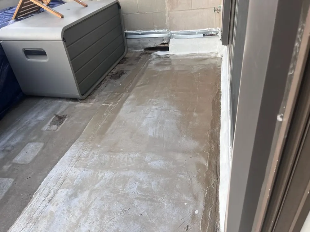 Slide of Second City Flat Roof