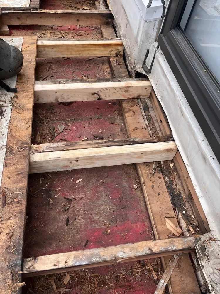 Slide of Second City Flat Roof