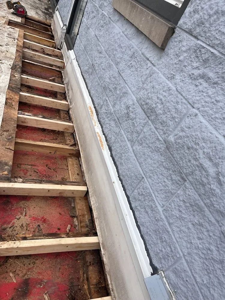 Slide of Second City Flat Roof