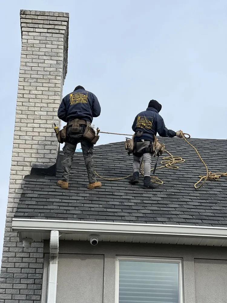 Slide of Segelman Shaw Roofing Siding & Gutters