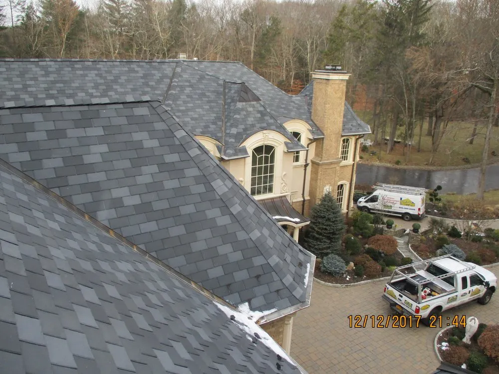 Slide of Segelman Shaw Roofing Siding & Gutters