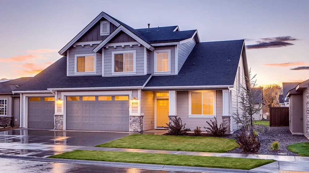 Slide of Seipp Roofing