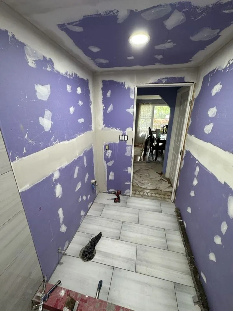 Slide of Sela's Contractor