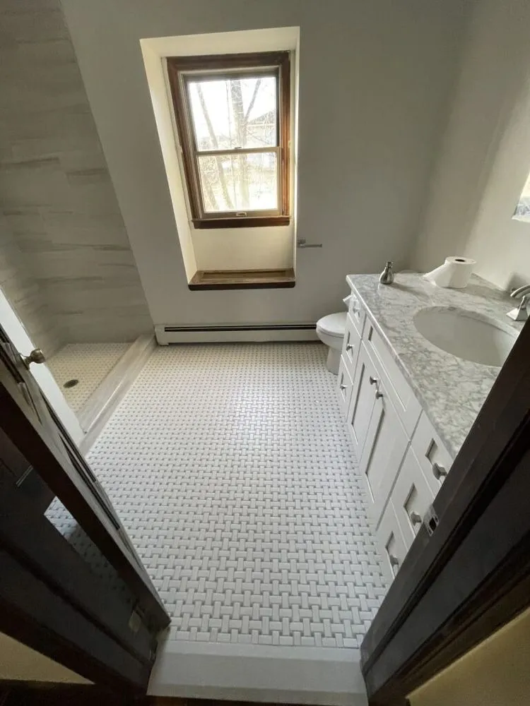 Slide of Sela's Contractor