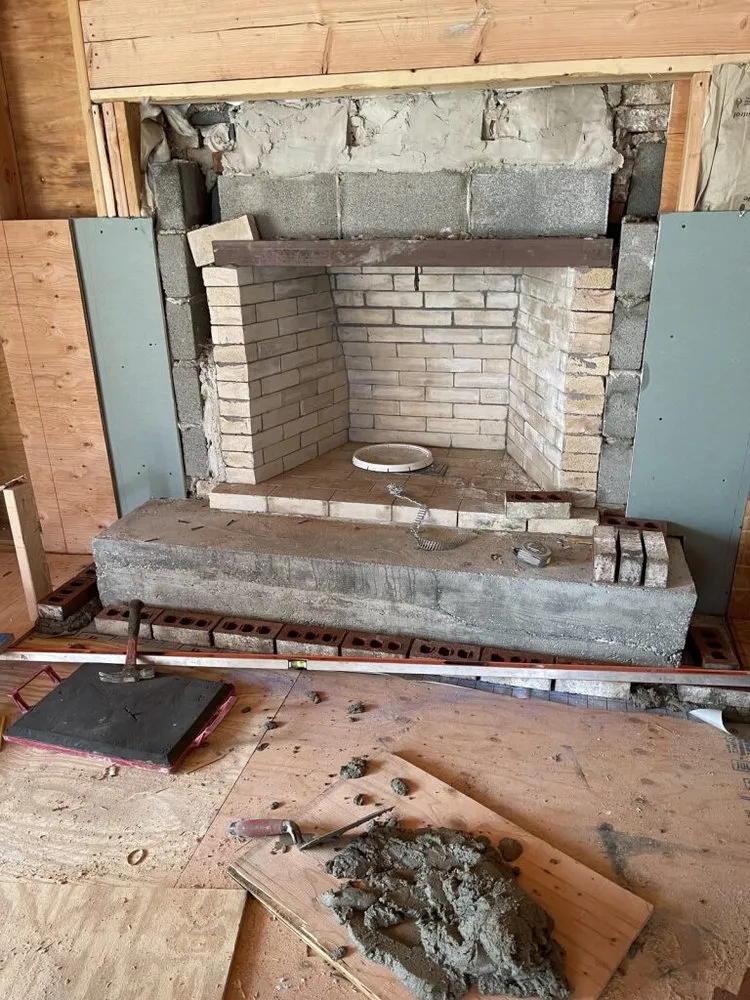 Slide of Sela's Contractor