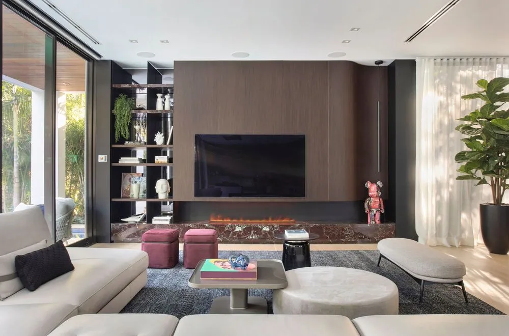 Slide of Select Home Builders