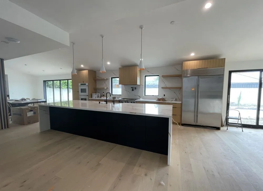 Slide of Select Home Builders