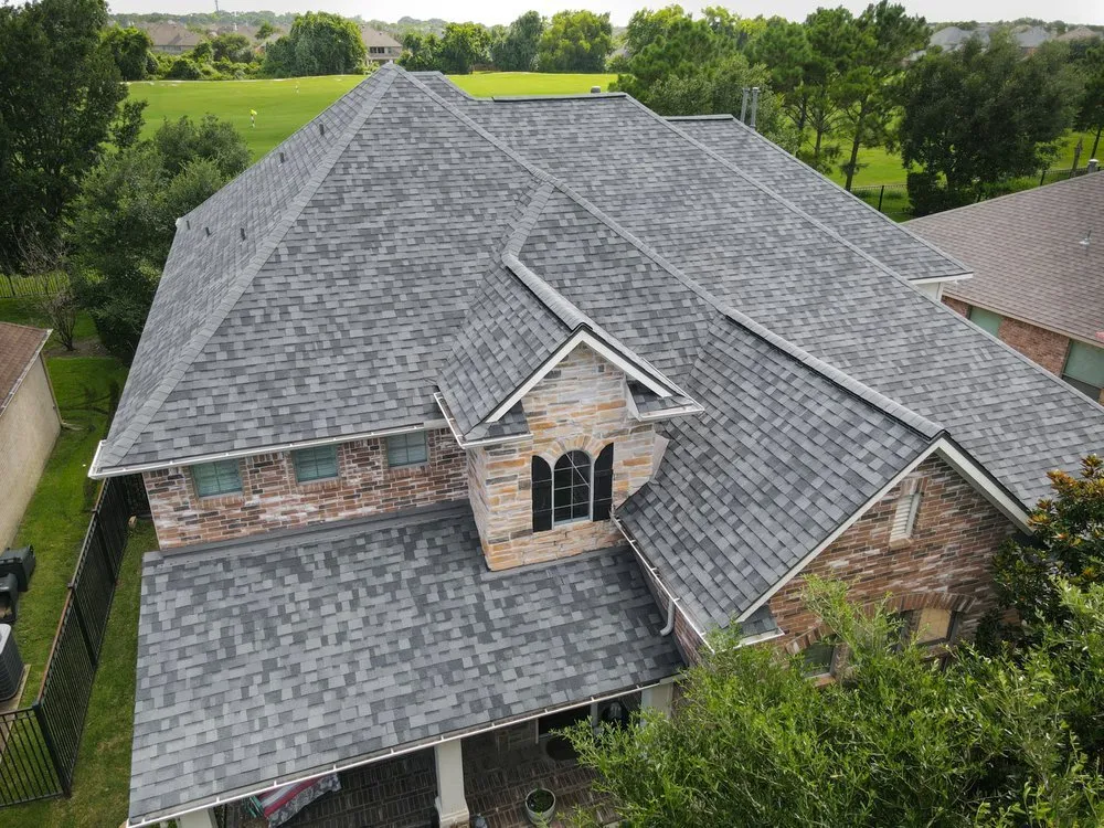 Slide of Select Roofing of North Texas