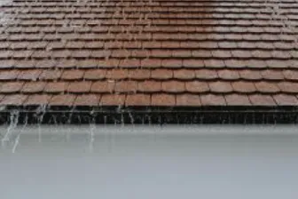 Emergency roof inspection in San Fernando Valley, CA - Select Roofing