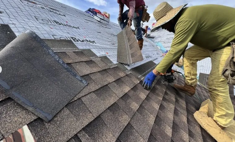 Top-rated metal roofing installation in San Fernando Valley, CA by Select Roofing