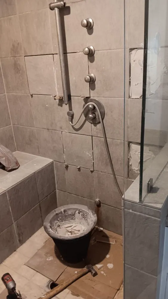 Slide of Selim’s Handyman