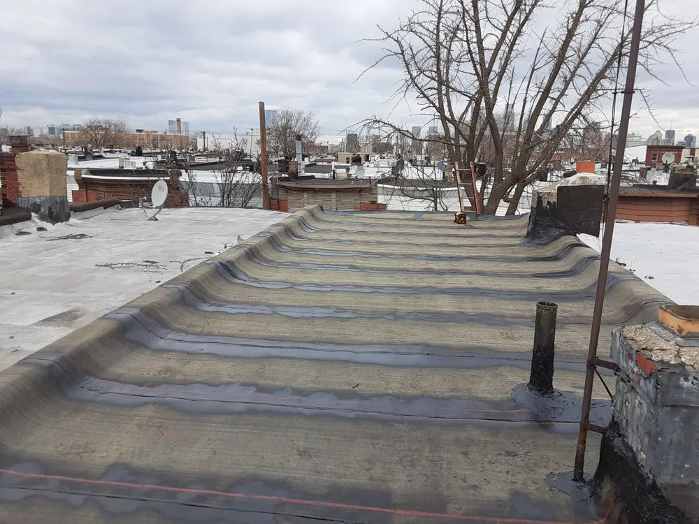 Slide of Selser roofing, siding, windows and doors