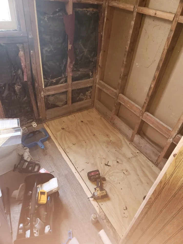 Slide of Semo Quality Handyman Services