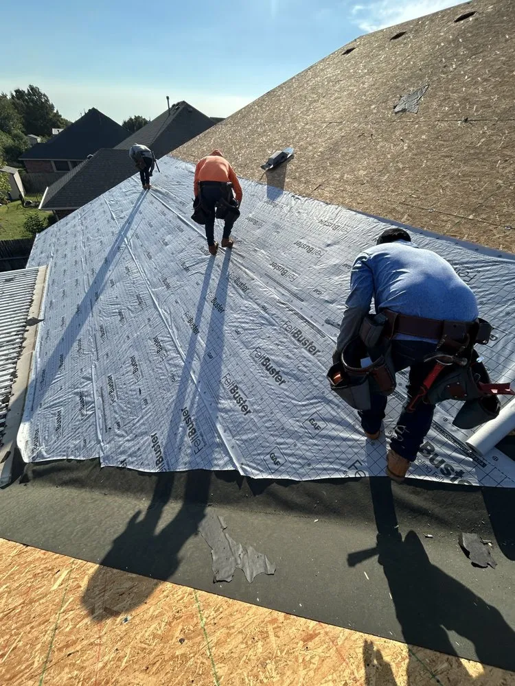 Slide of Senor Roofs