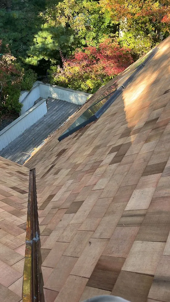 Slide of Sequeira Home Construction