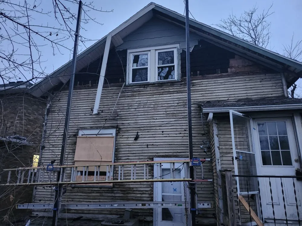 Slide of SER Home Services