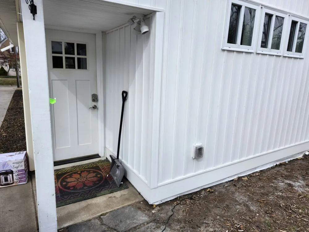 Slide of SER Home Services