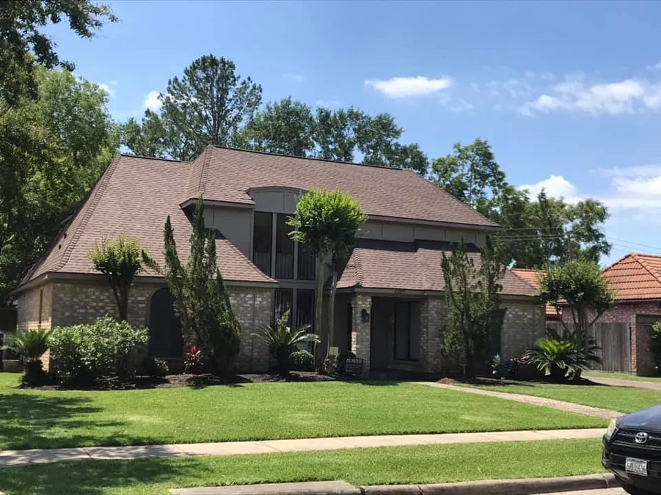 Slide of Serenity Roofing & Construction