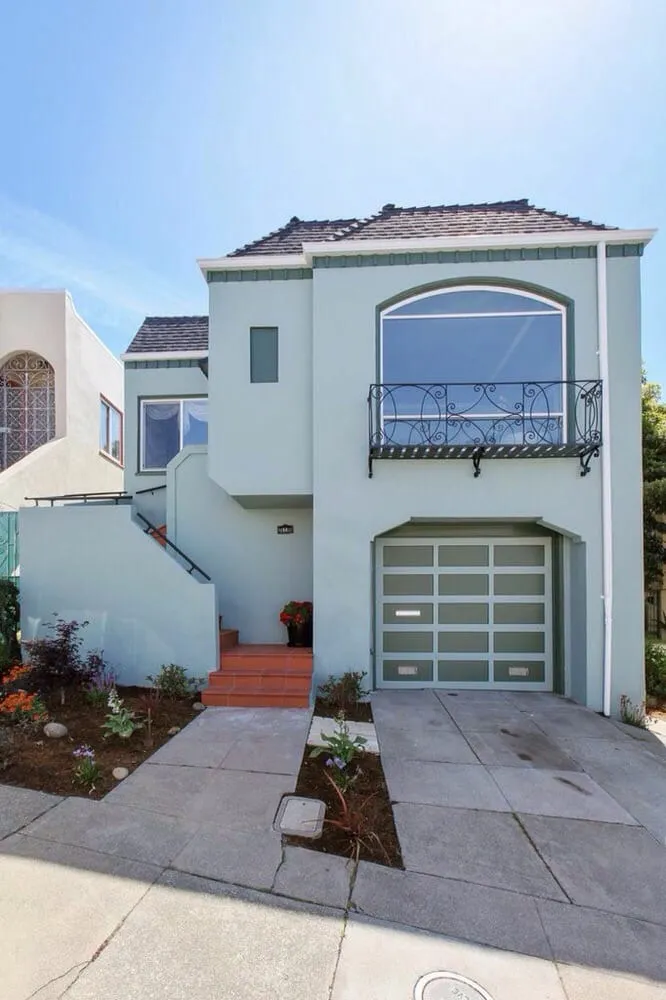 Slide of Sergio Lopez Roofing Services