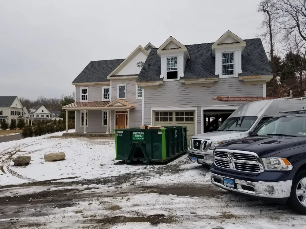 Slide of Sergio Roofing