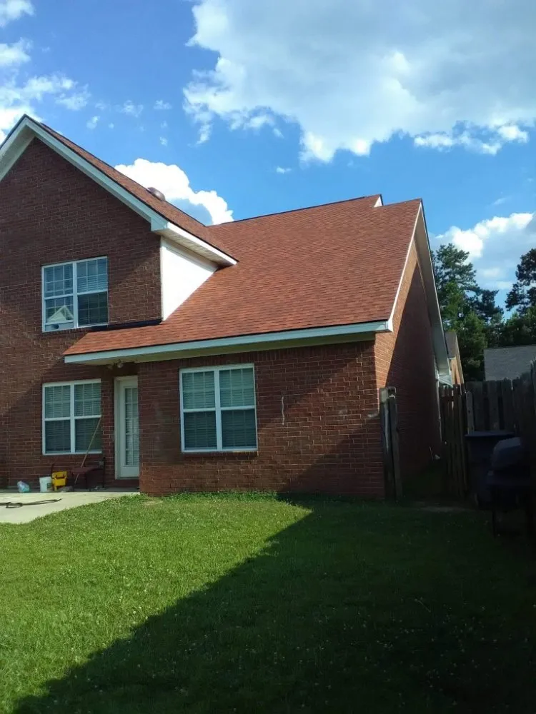 Slide of Sergio's Roofing