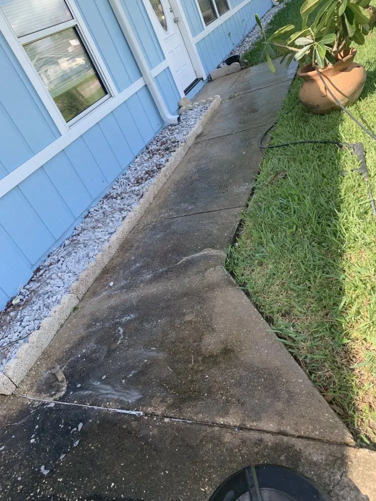 Slide of Serpa & Son’s Pressure Washing