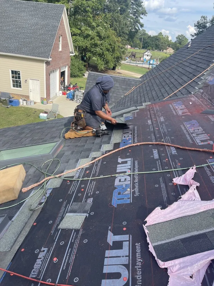 Slide of Serranos Contracting