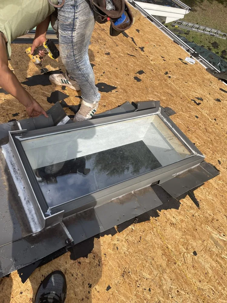 Slide of Serranos Contracting