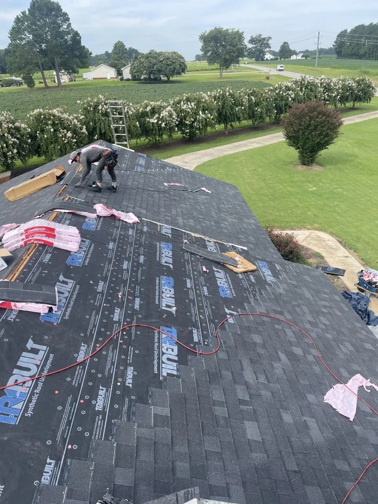 Slide of Serranos Contracting