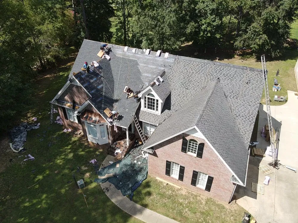 Slide of Serranos Contracting