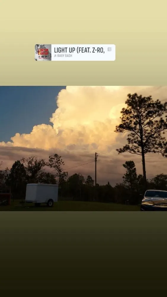 Licensed shingle roofing service in Morriston, FL by Serven supply