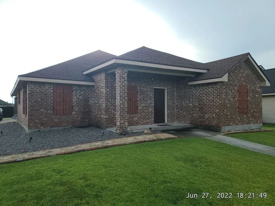 Slide of ServiceOne Advantage