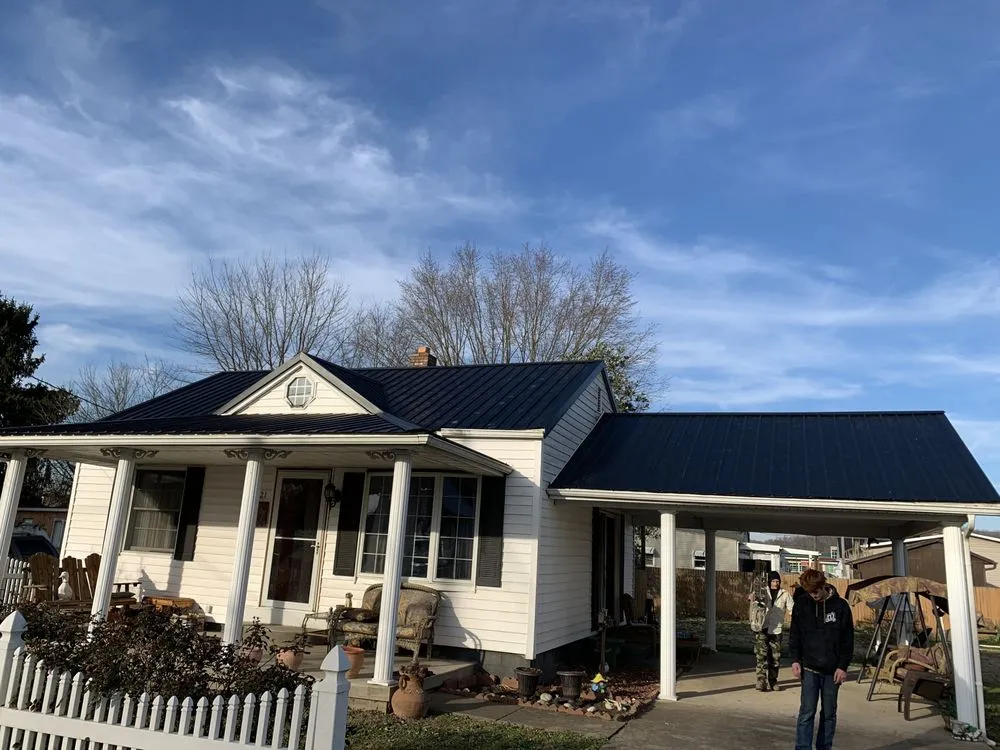 Expert roof installation in Leon, WV - Seymour Contracting