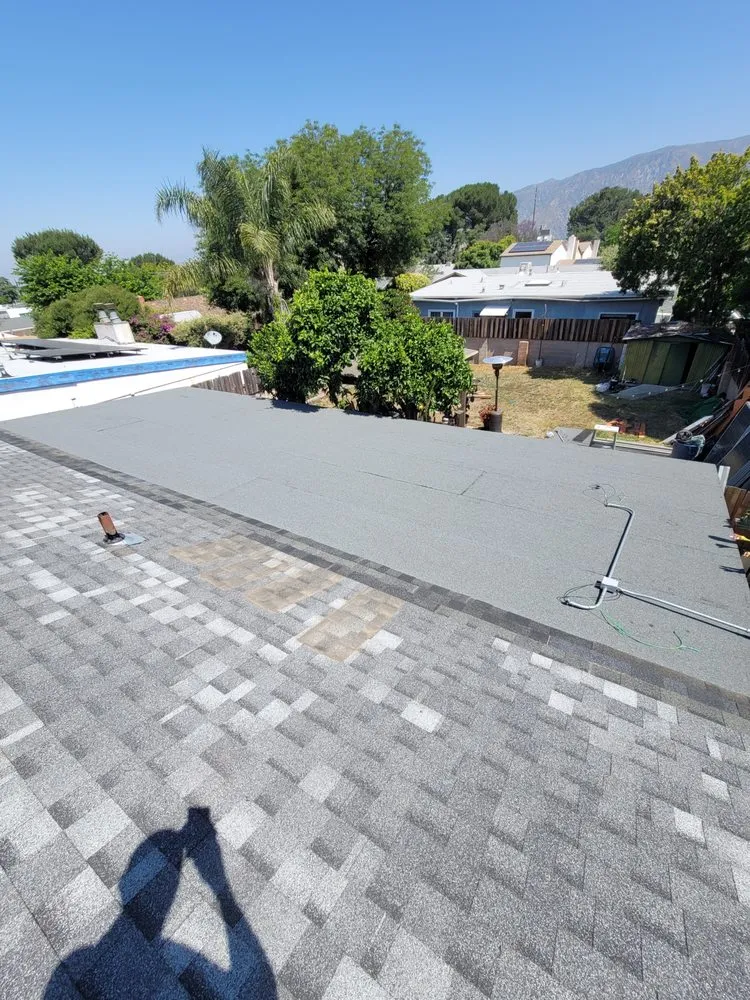 Slide of SG Construction & Roofing