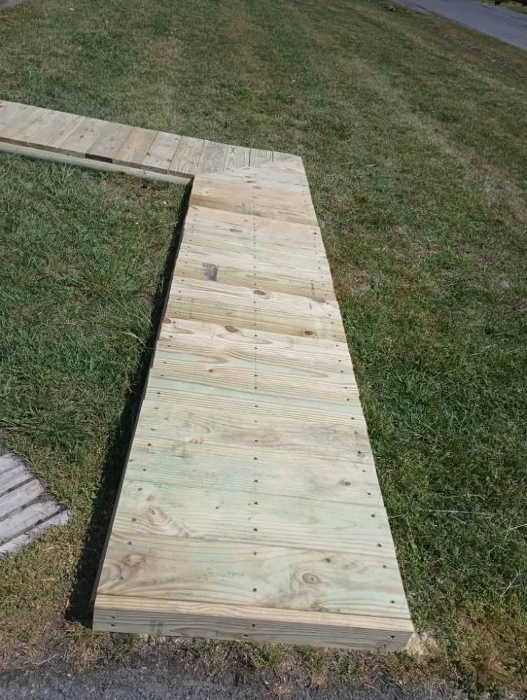 Slide of Sg Roofing and More