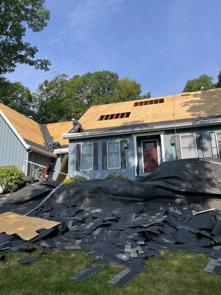 Slide of S&G Roofing