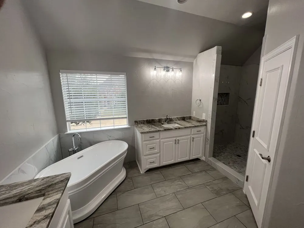 Slide of SH Contractors & Real Estate