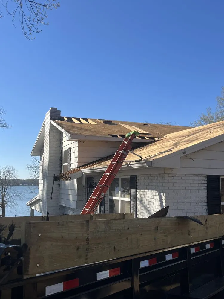 Slide of Sh-Ingle Roofing