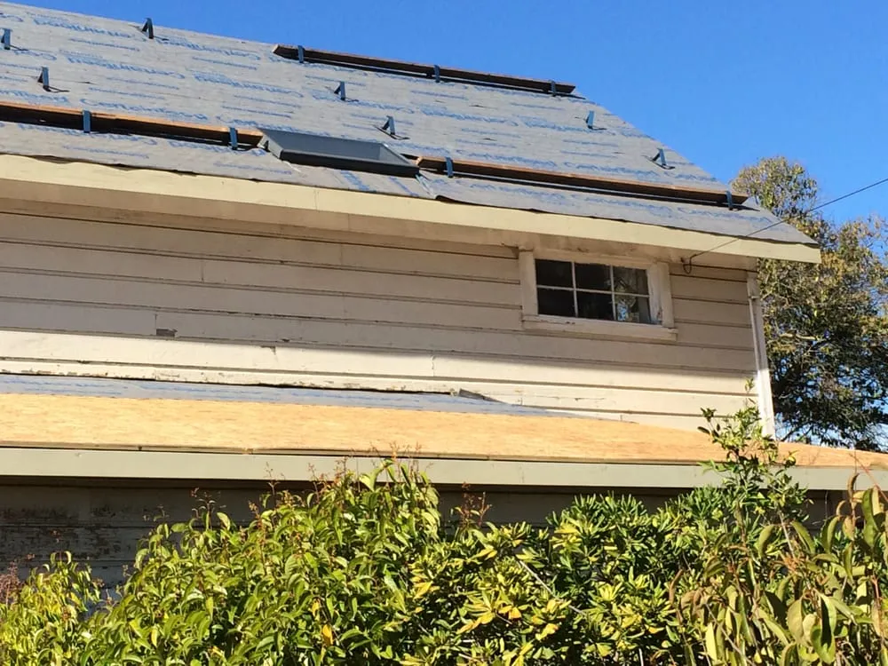 Slide of SH Roofing & Construction