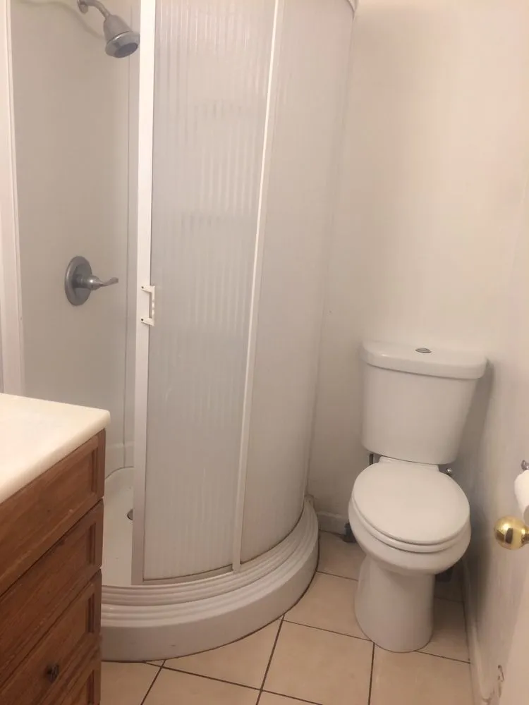 Slide of SH Roofing & Construction